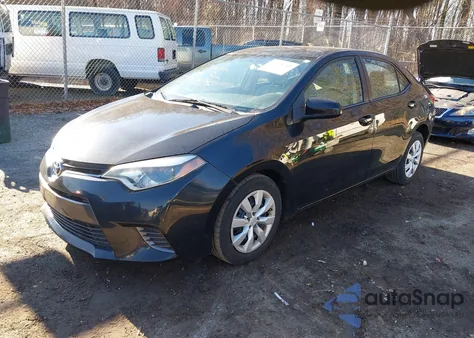 2016 Toyota Corolla Le z USA, uszkodzony, nr VIN 2T1BURHE2GC560328